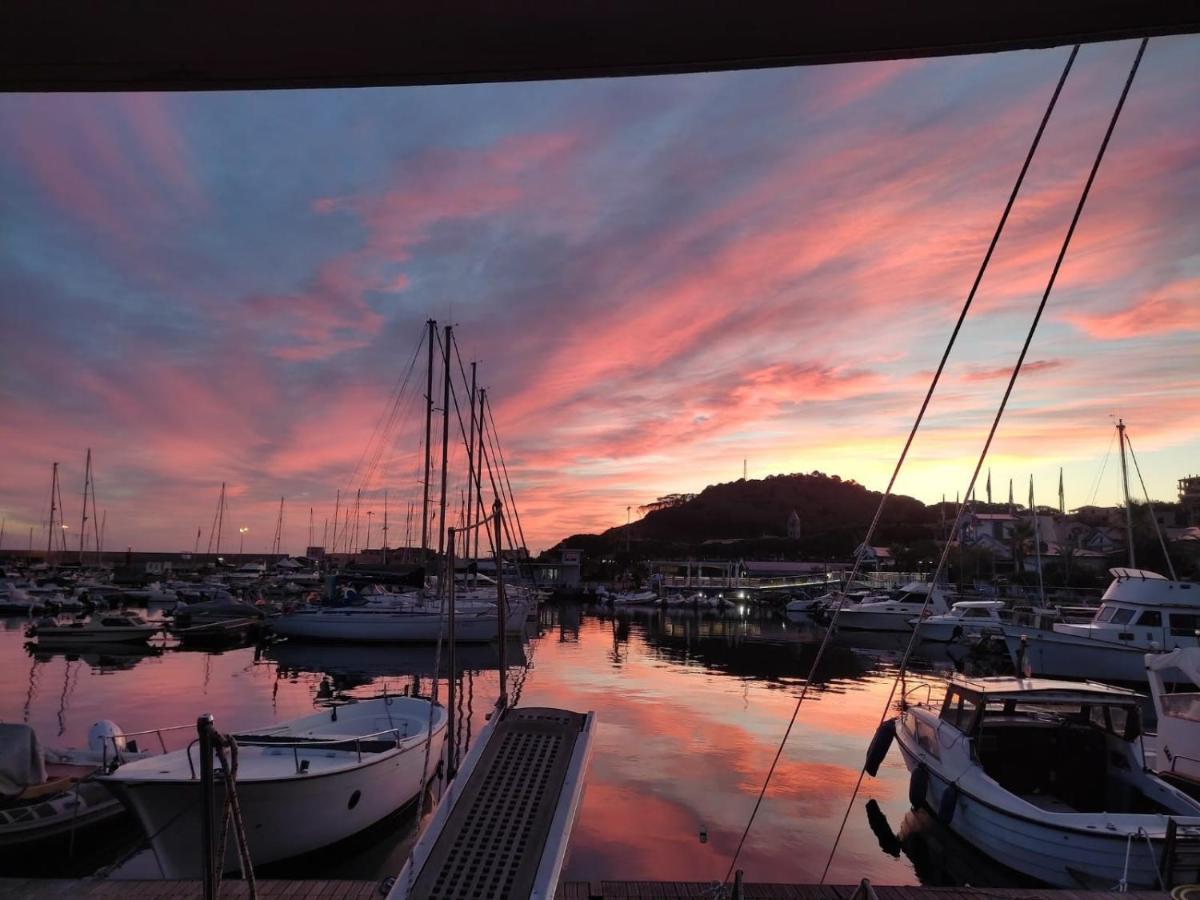 Hotel BOAT&BREAKFAST LUCRETIA, LUXURY yacht Àrbatax Exterior foto